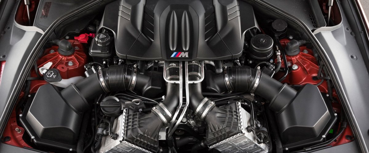 BMW M5 F10M motor